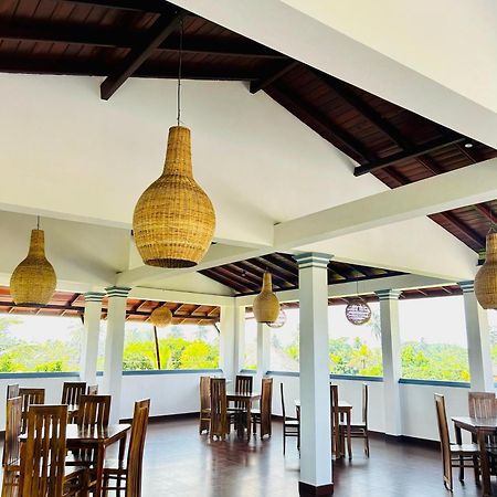 Crystal Wave Holiday Resort Polhena Matara Exterior photo